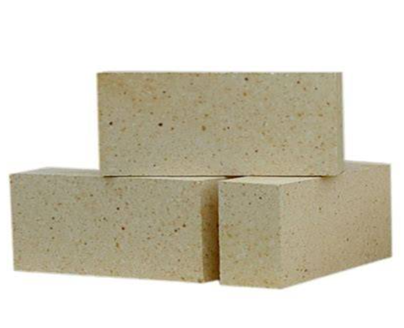 High alumina bricks